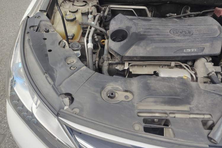 Used BYD Song 2018 1.5TID Automatic Smart Connect Prestige Model Engine Bay Right