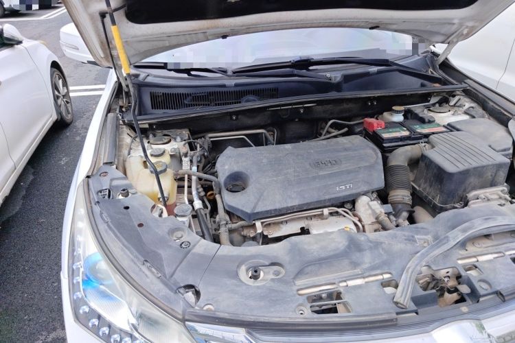 Used BYD Song 2018 1.5TI Manual Smart Connect Enjoyment Model Engine Bay Right