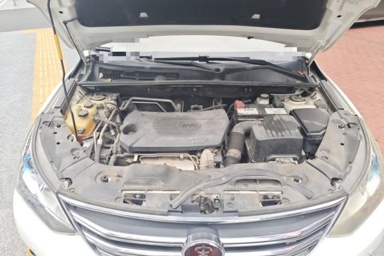 Used BYD Song 2018 1.5TID Automatic Smart Connect Prestige Model Engine Bay