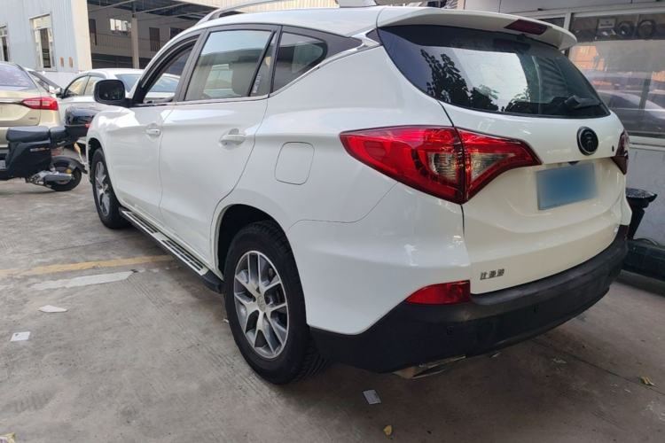 Used BYD Song 2018 1.5TI Manual Smart Connect Enjoyment Model Exterior 2