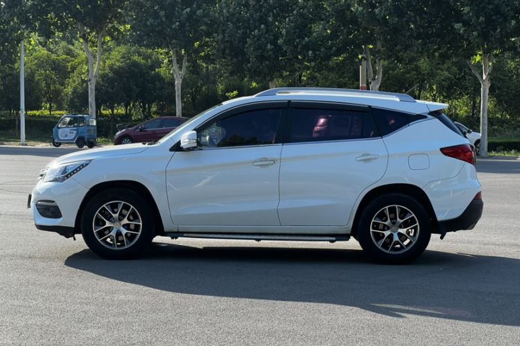 Used BYD Song 2018 1.5TI Manual Smart Connect Enjoyment Model Exterior 5