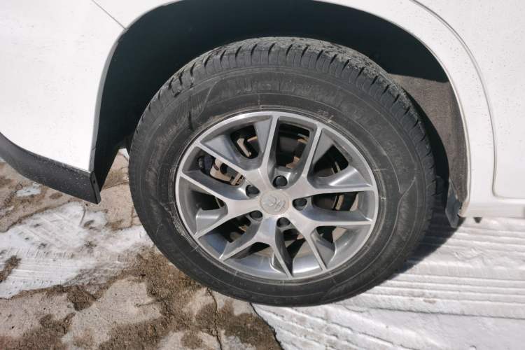 Used BYD Song 2018 1.5TID Automatic Smart Connect Prestige Model Exterior 8