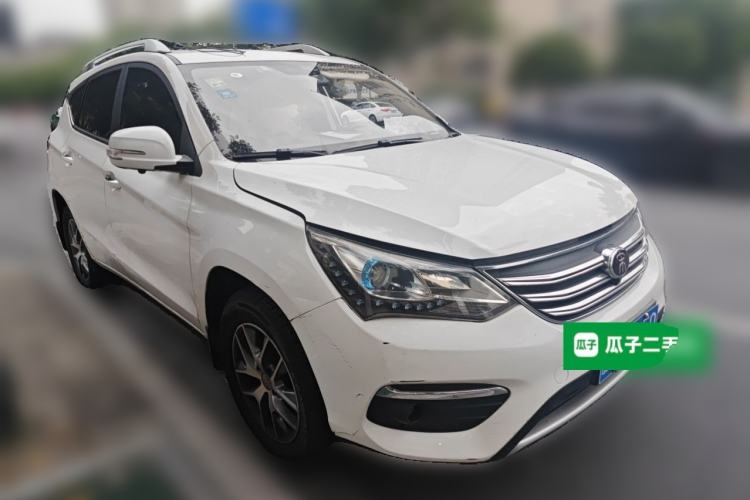 Used BYD Song 2018 1.5TID Automatic Smart Connect Luxury Model Front Right 45 Deg