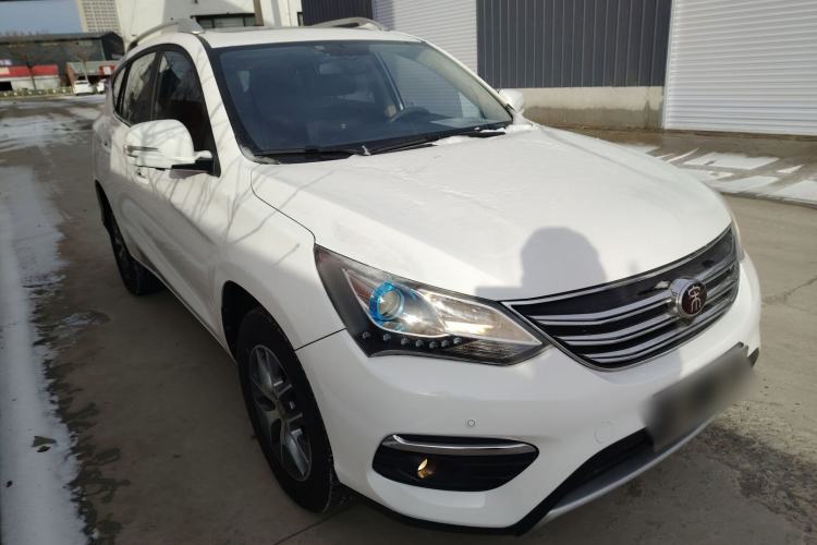 Used BYD Song 2018 1.5TID Automatic Smart Connect Prestige Model Front Right 45 Deg