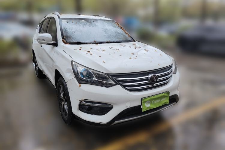 Used BYD Song 2018 1.5TI Manual Entry-Level Model Front Right 45 Deg