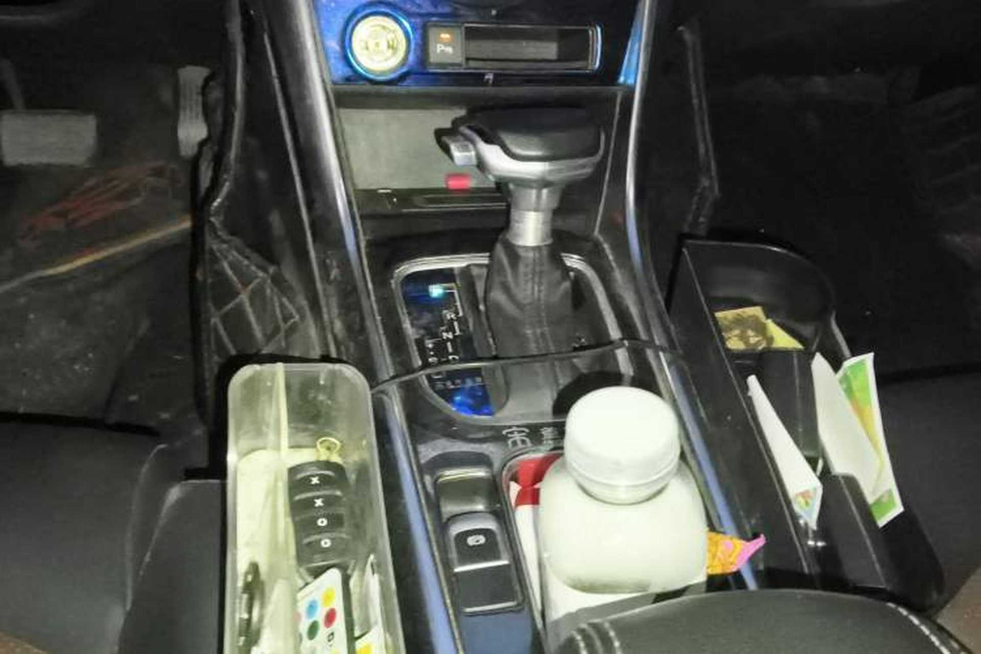Used BYD Song 2018 1.5TID Automatic Smart Connect Prestige Model Gear Lever