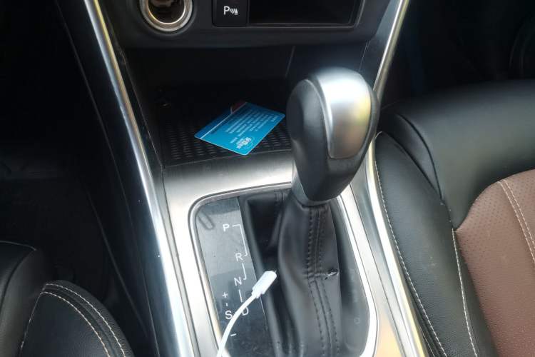 Used BYD Song 2018 1.5TID Automatic Smart Connect Prestige Model Gear Lever