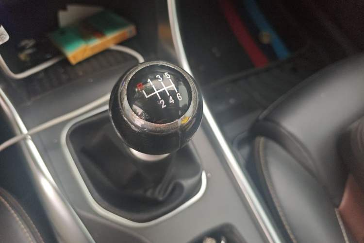 Used BYD Song 2018 1.5TI Manual Smart Connect Enjoyment Model Gear Lever