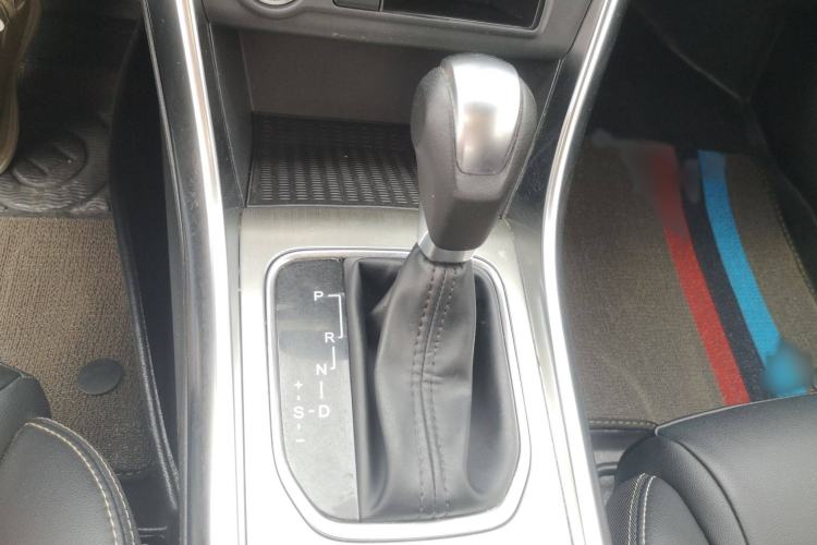 Used BYD Song 2018 1.5TID Automatic Smart Connect Prestige Model Gear Lever