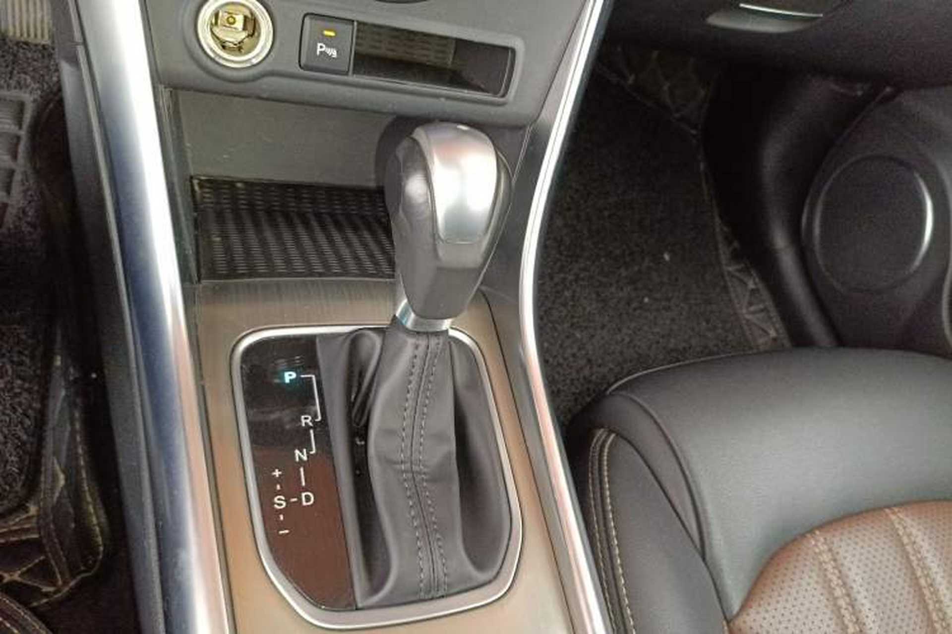Used BYD Song 2018 1.5TID Automatic Smart Connect Prestige Model Gear Lever