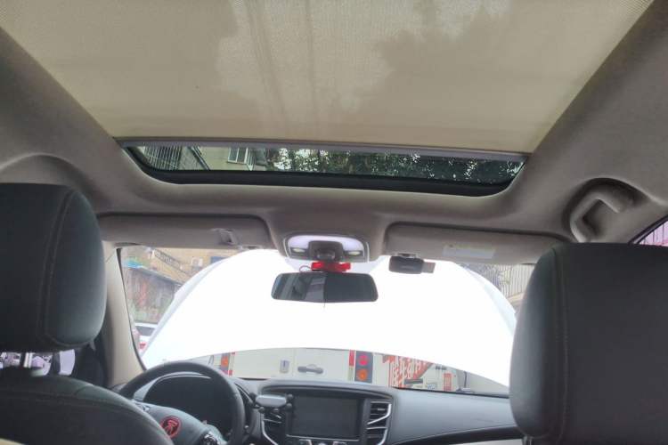 Used BYD Song 2018 1.5TI Manual Smart Connect Luxury Model Headliner