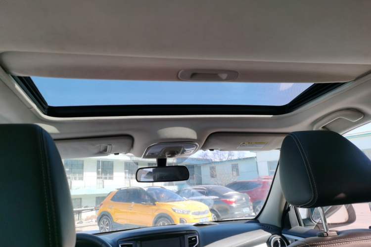 Used BYD Song 2018 1.5TID Automatic Smart Connect Prestige Model Headliner