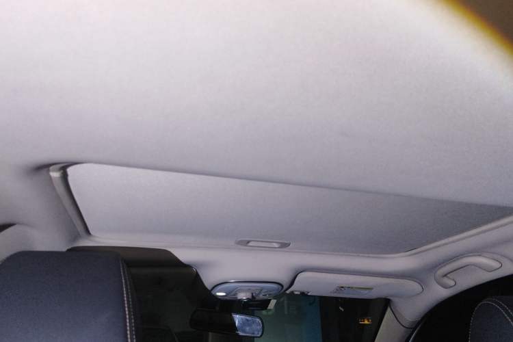 Used BYD Song 2018 1.5TI Manual Smart Connect Enjoyment Model Headliner