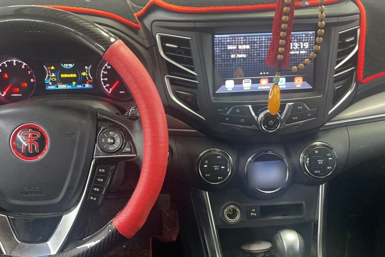 Used BYD Song 2018 1.5TID Automatic Smart Connect Prestige Model Interior 3