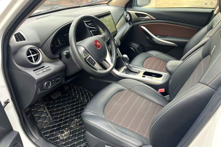 Used BYD Song 2018 1.5TID Automatic Comfort Model Interior 5