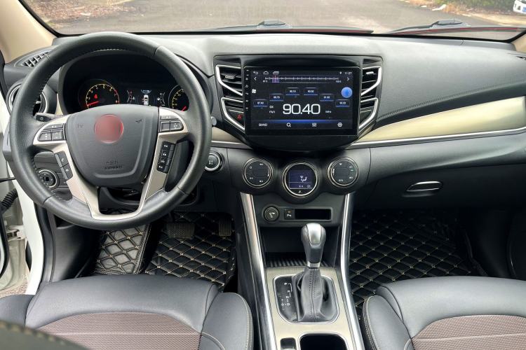 Used BYD Song 2018 1.5TID Automatic Comfort Model Interior 6