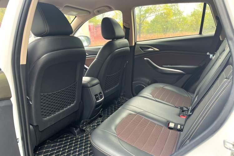 Used BYD Song 2018 1.5TID Automatic Comfort Model Interior 7