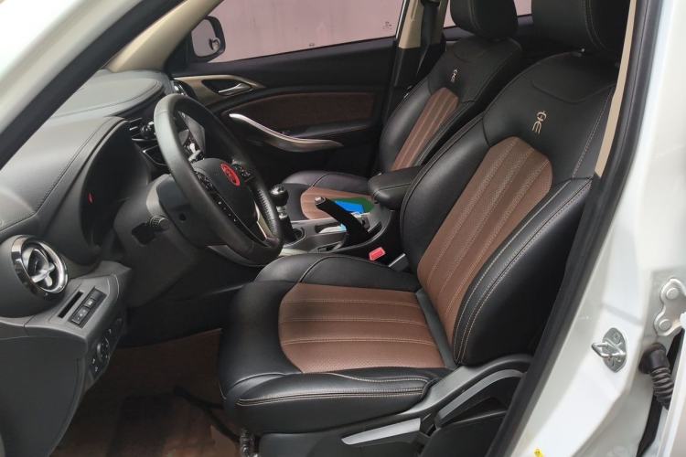Used BYD Song 2018 1.5TI Manual Smart Connect Luxury Model Left Front Seat
