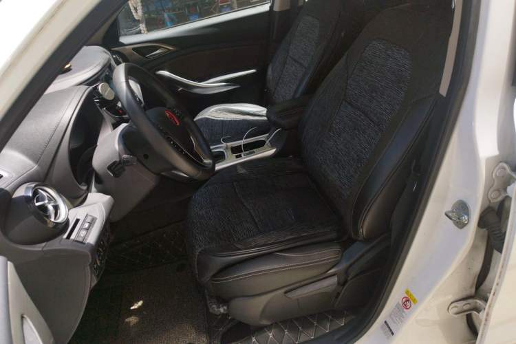Used BYD Song 2018 1.5TID Automatic Smart Connect Prestige Model Left Front Seat