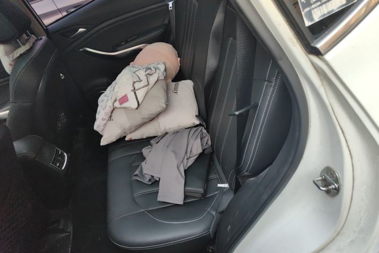 Used BYD Song 2018 1.5TID Automatic Smart Connect Prestige Model Left Rear Seat