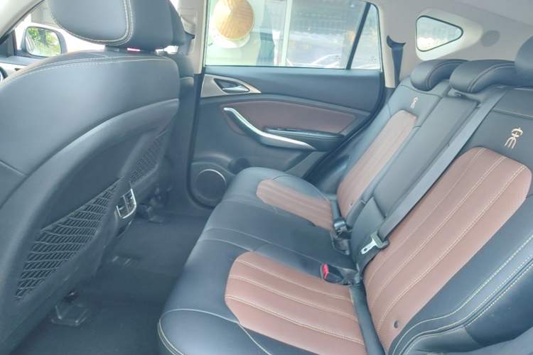 Used BYD Song 2018 1.5TI Manual Smart Connect Enjoyment Model Left Rear Seat