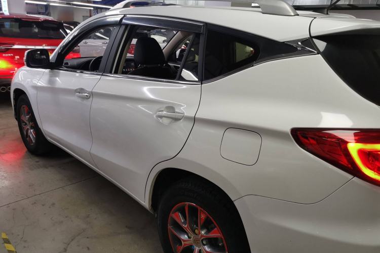 Used BYD Song 2018 1.5TID Automatic Smart Connect Prestige Model Left Side
