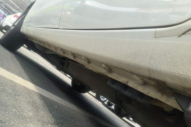 Used BYD Song 2018 1.5TI Manual Smart Connect Enjoyment Model Left Side Sill