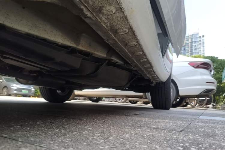 Used BYD Song 2018 1.5TID Automatic Smart Connect Prestige Model Left Side Sill