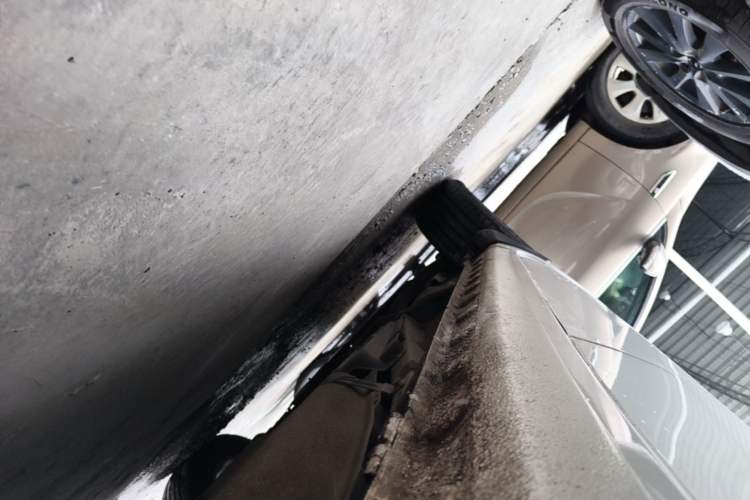 Used BYD Song 2018 1.5TID Automatic Smart Connect Prestige Model Left Side Sill