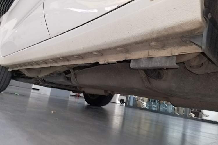 Used BYD Song 2018 1.5TID Automatic Smart Connect Prestige Model Left Side Sill