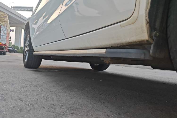 Used BYD Song 2018 1.5TI Manual Smart Connect Enjoyment Model Left Side Sill