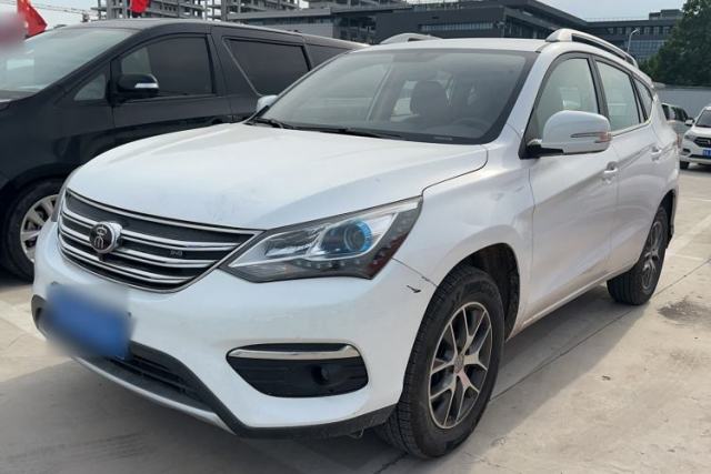 BYD Song 2018 1.5TI Manual Entry-Level Model с пробегом