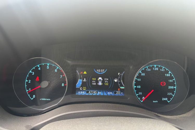 Used BYD Song 2018 1.5TI Manual Smart Connect Enjoyment Model Odometer Close Up