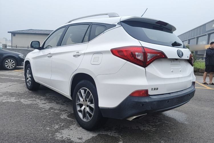 Used BYD Song 2018 1.5TI Manual Smart Connect Enjoyment Model Rear Left 45 Deg