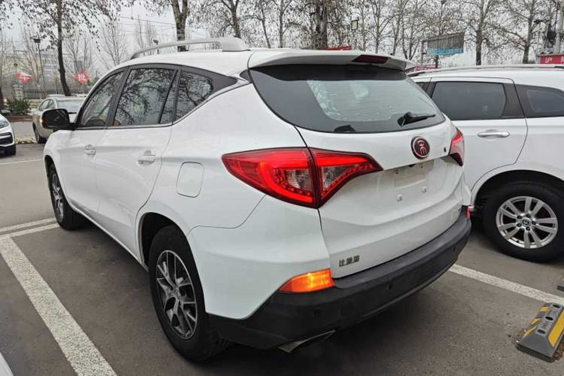 Used BYD Song 2018 1.5TI Manual Smart Connect Enjoyment Model Rear Left 45 Deg