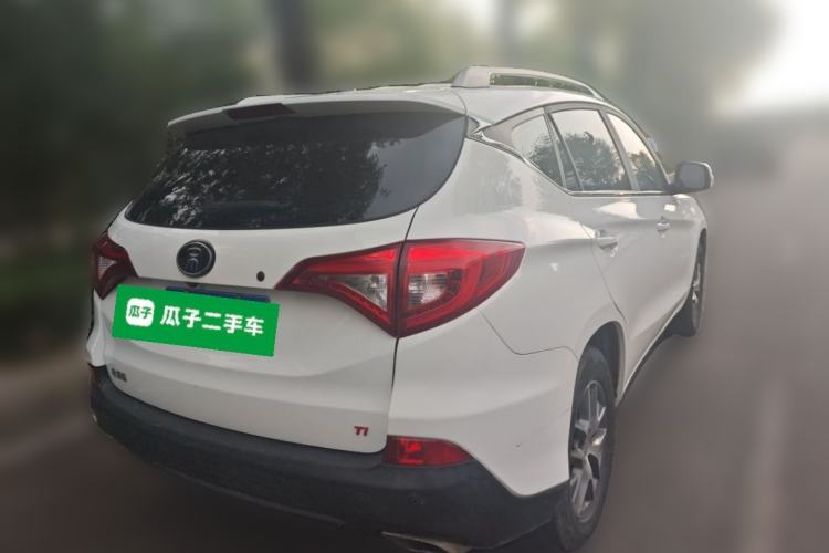 Used BYD Song 2018 1.5TI Manual Smart Connect Enjoyment Model Rear Right 45 Deg