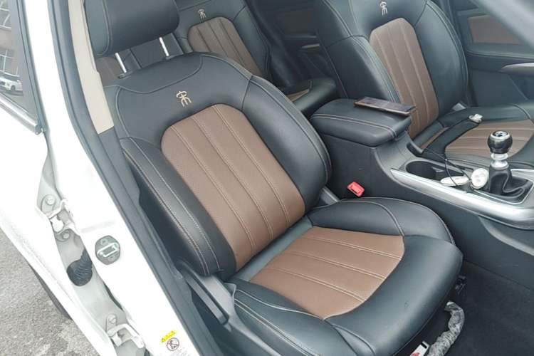 Used BYD Song 2018 1.5TI Manual Smart Connect Enjoyment Model Right Front Seat