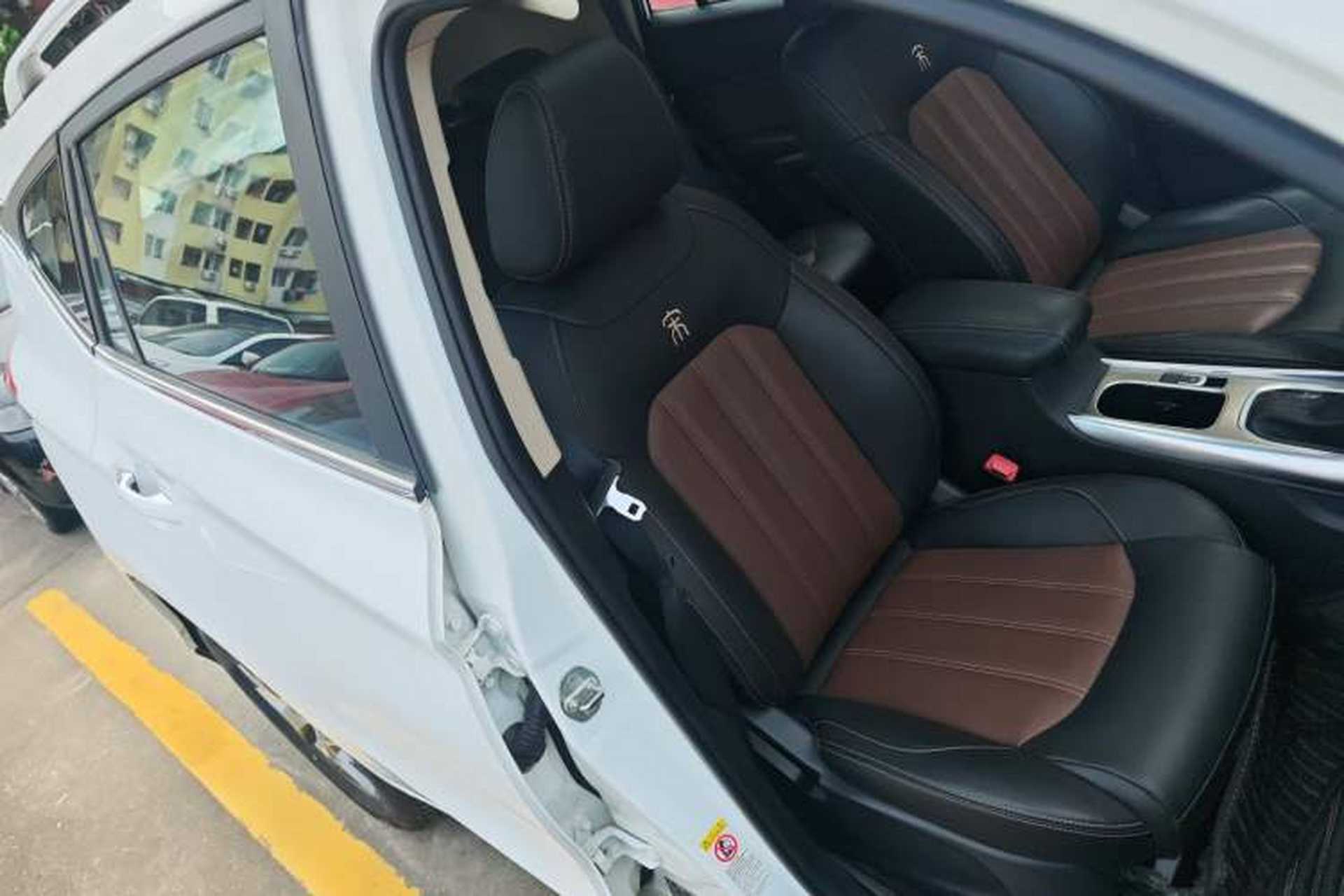 Used BYD Song 2018 1.5TID Automatic Smart Connect Prestige Model Right Front Seat