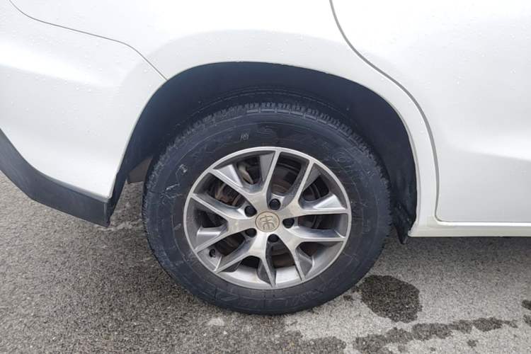 Used BYD Song 2018 1.5TI Manual Smart Connect Enjoyment Model Right Rear Wheel Hub
