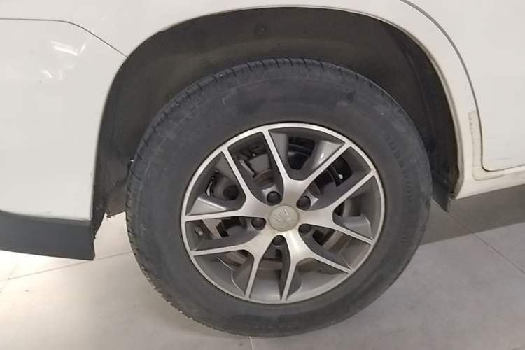 Used BYD Song 2018 1.5TID Automatic Smart Connect Prestige Model Right Rear Wheel Hub