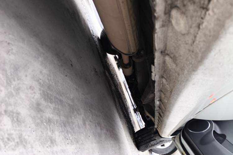 Used BYD Song 2018 1.5TID Automatic Smart Connect Prestige Model Right Side Sill