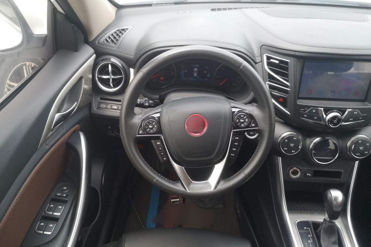 Used BYD Song 2018 1.5TID Automatic Smart Connect Prestige Model Steering Wheel