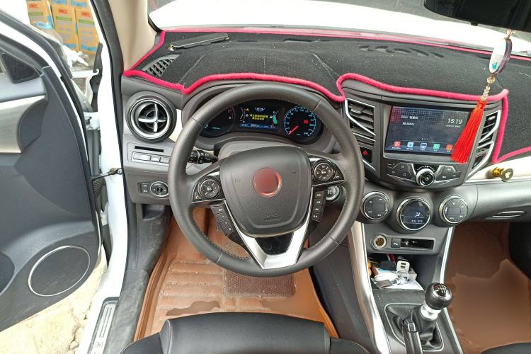 Used BYD Song 2018 1.5TI Manual Smart Connect Enjoyment Model Steering Wheel