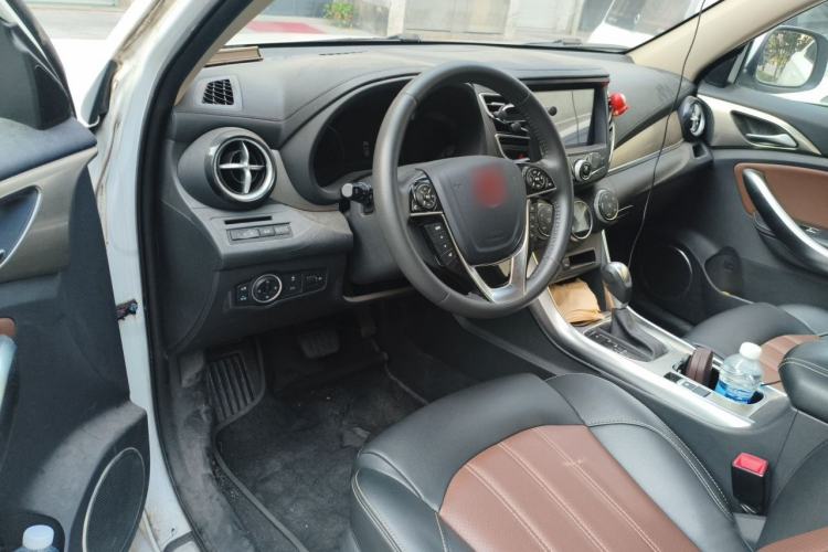 Used BYD Song 2018 1.5TID Automatic Smart Connect Prestige Model Steering Wheel