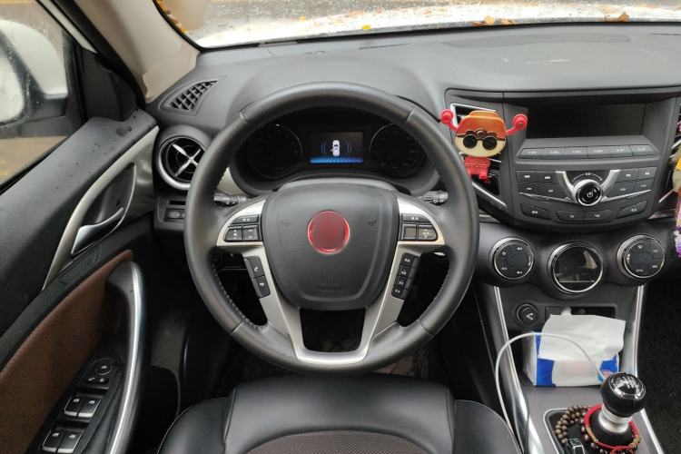 Used BYD Song 2018 1.5TI Manual Entry-Level Model Steering Wheel