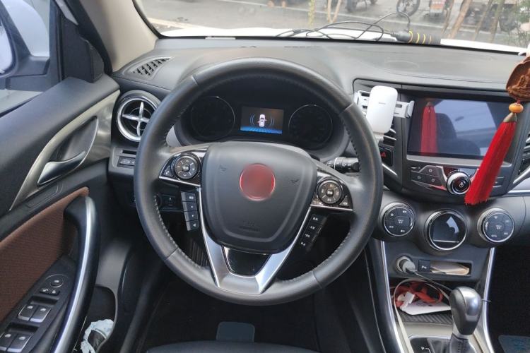 Used BYD Song 2018 1.5TID Automatic Smart Connect Prestige Model Steering Wheel