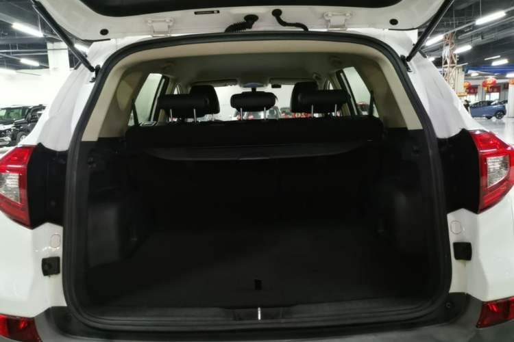 Used BYD Song 2018 1.5TID Automatic Smart Connect Luxury Model Trunk