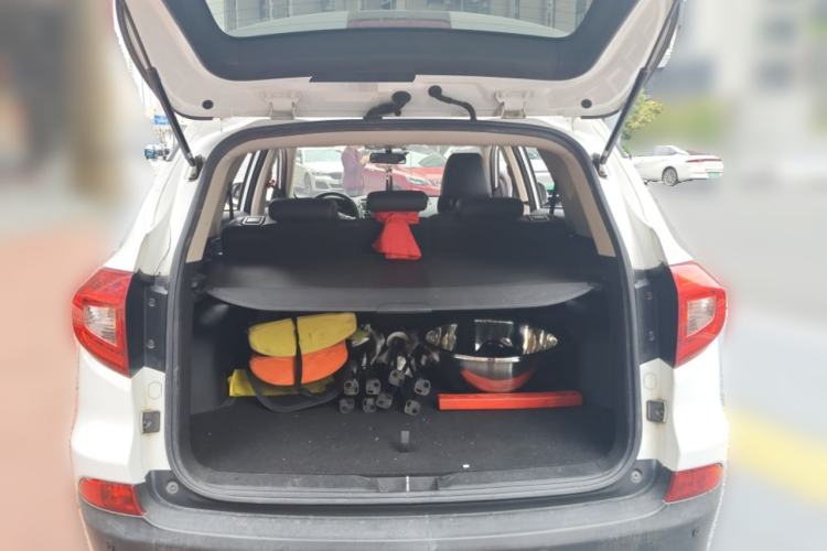 Used BYD Song 2018 1.5TID Automatic Smart Connect Prestige Model Trunk
