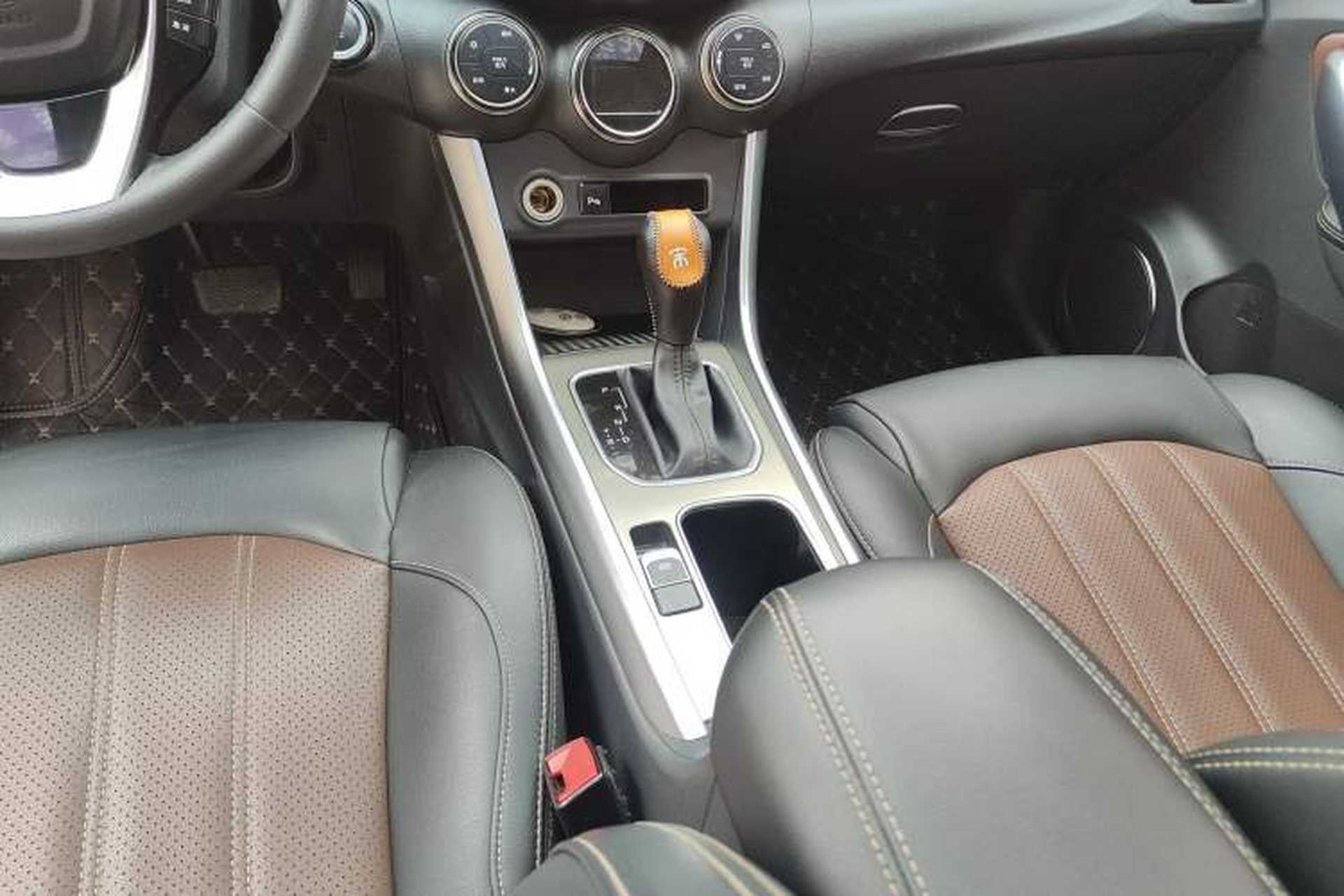 Used BYD Song 2018 1.5TID Automatic Smart Connect Prestige Model Gear Lever