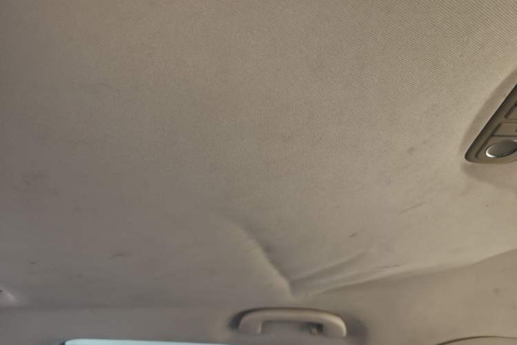 Used BYD Song 2018 1.5TI Manual Smart Connect Enjoyment Model Headliner